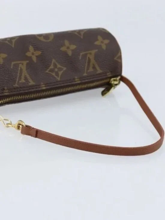 LOUIS VUITTON Monogram Papillon Pouch LV Auth - Picture 7 of 16